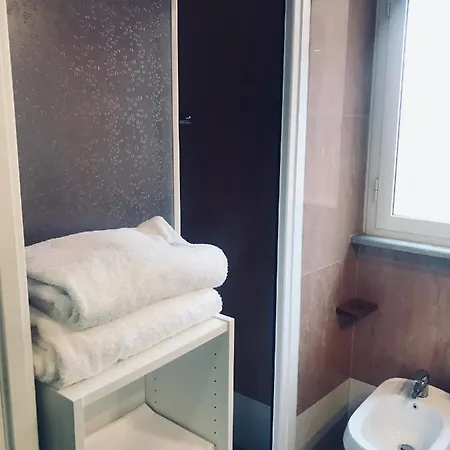 44 Nel Centro Di Via Nazionale 아파트 로마